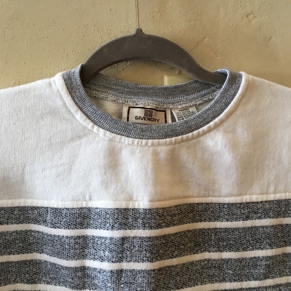 RARE VINTAGE GIVENCHY | Medium - Picture 2 of 4